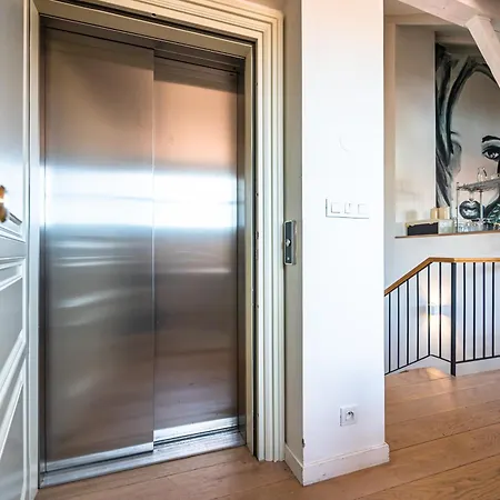 Utulny Se 2 Loznicemi Na Novem Meste Apartment