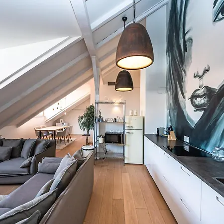 Utulny Se 2 Loznicemi Na Novem Meste Apartment Prag