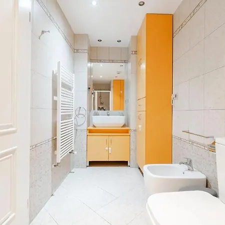 Wishlist Old Residences - Hastalska Apartment