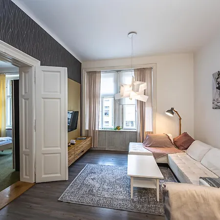 Wishlist Old Residences - Hastalska Apartment *