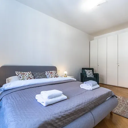 Wishlist Old Residences - Hastalska Apartment Prague