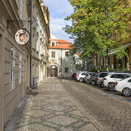 Lejlighed Utulny Se 2 Loznicemi Na Novem Meste Prag